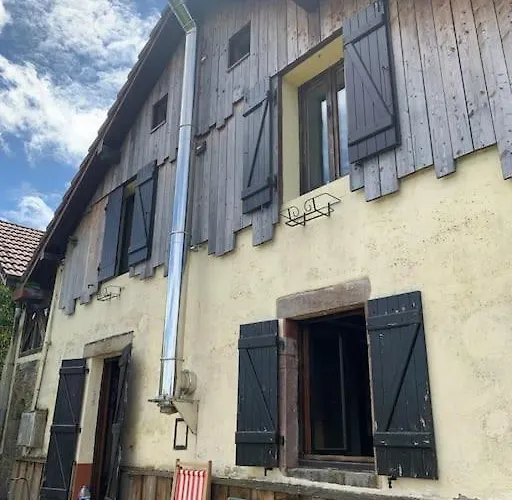 Holiday home Ferme Pleine Nature, Vue Splendide 2 Cheminee